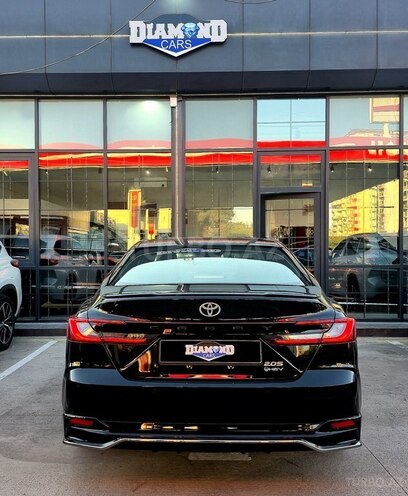 Toyota Camry-9