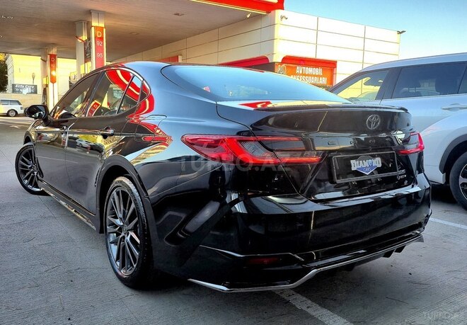 Toyota Camry-10