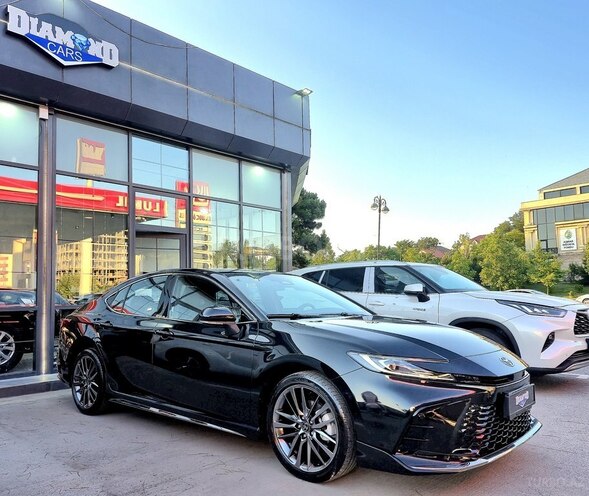 Toyota Camry-5