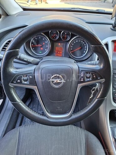 Opel Astra-6