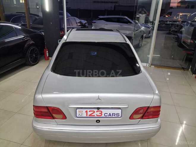 Mercedes E 200-7