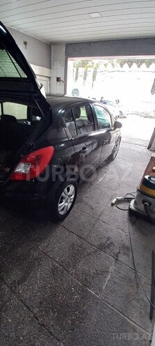 Opel Corsa-3