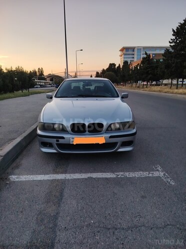 BMW 523-1