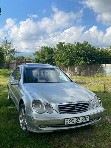 Mercedes C 200-4