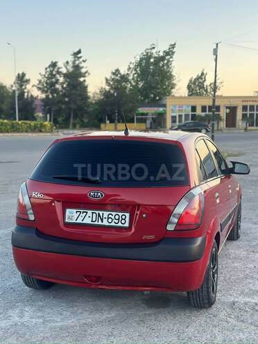 Kia Rio-11