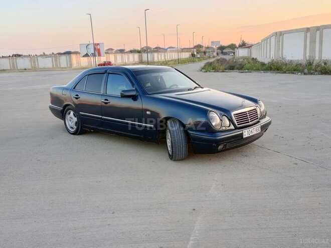 Mercedes E 230-16