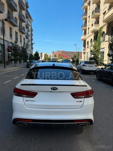Kia Optima-5
