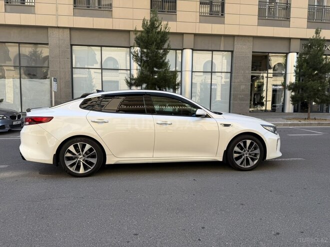 Kia Optima-3