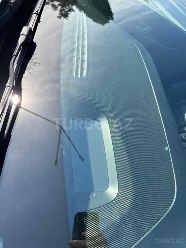 Mercedes E 220 d-8