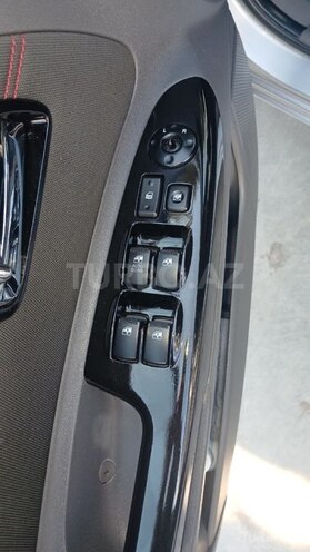 Kia Rio-6