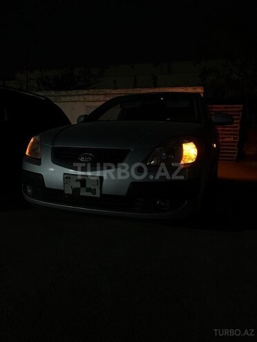 Kia Rio-2