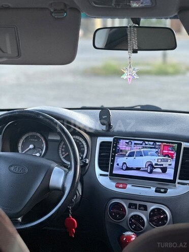 Kia Rio-16