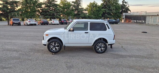 LADA (VAZ) Niva-5