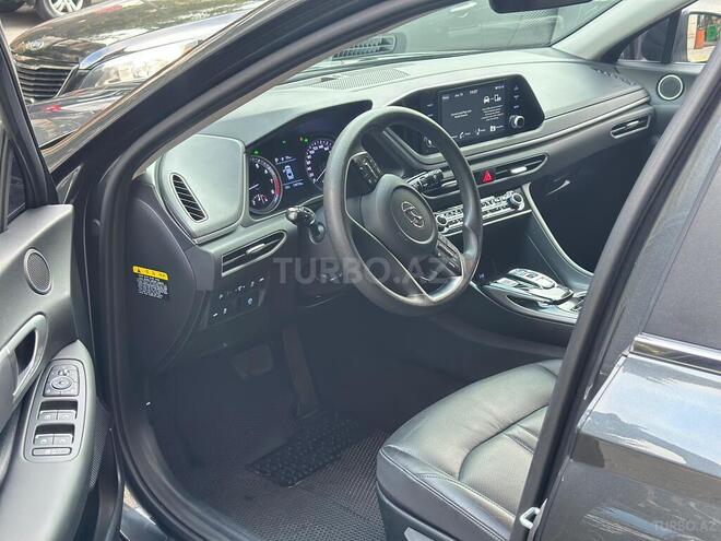 Hyundai Sonata-8