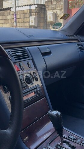 Mercedes E 200-18