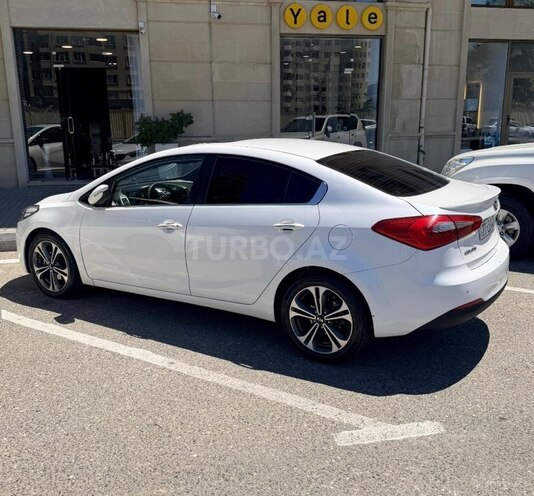 Kia Cerato-3