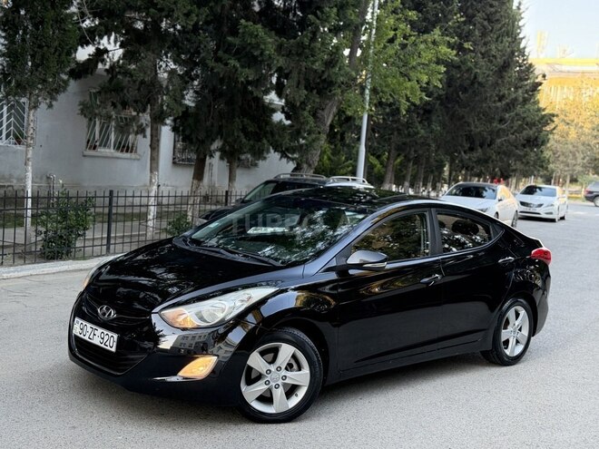 Hyundai Elantra-5