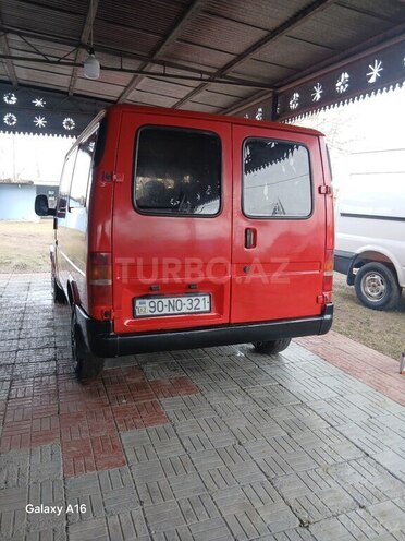 Ford Transit-9
