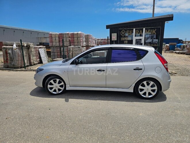 Hyundai i30-4
