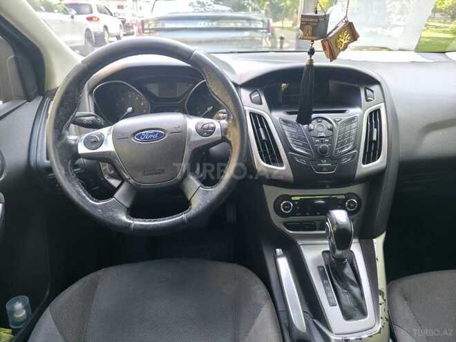 Ford Focus-5