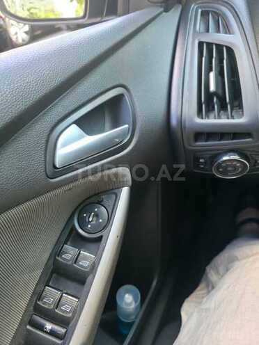 Ford Focus-3