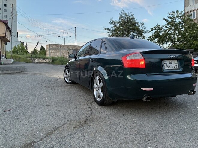 Audi A4-5