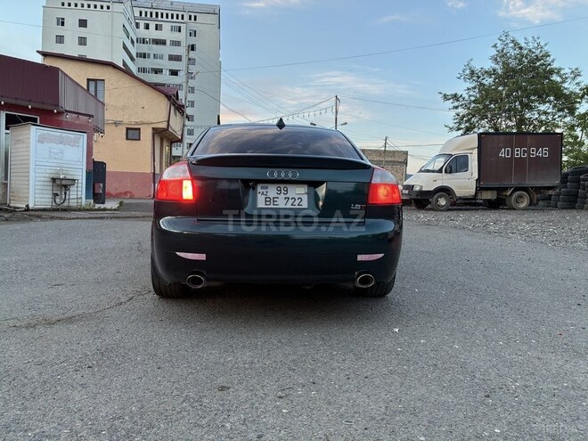 Audi A4-4