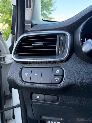 Kia Sorento-10