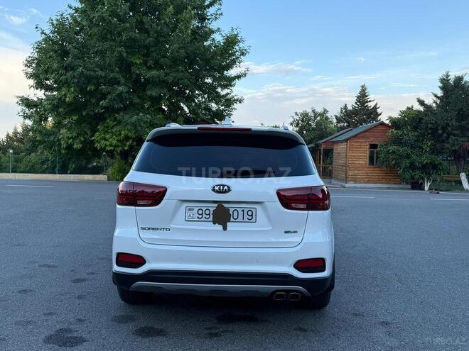 Kia Sorento-4