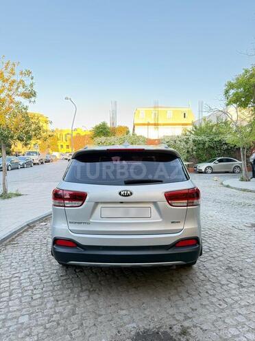 Kia Sorento-4