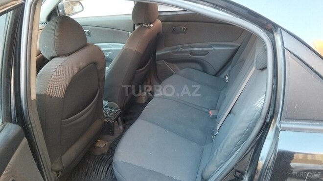 Kia Rio-7