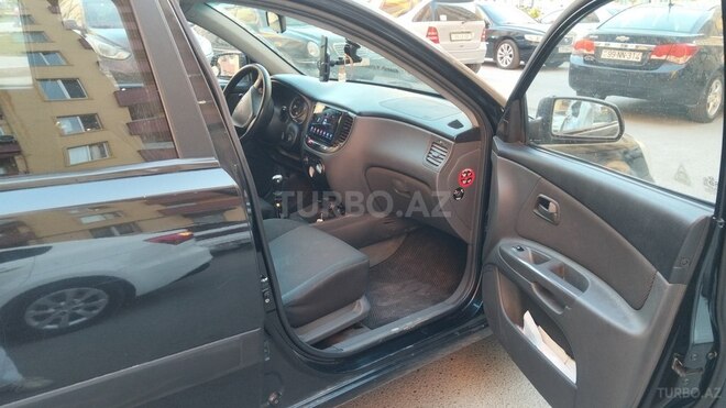 Kia Rio-8