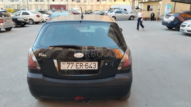 Kia Rio-2