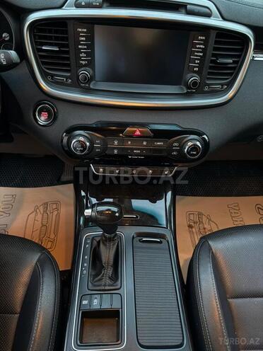 Kia Sorento-8