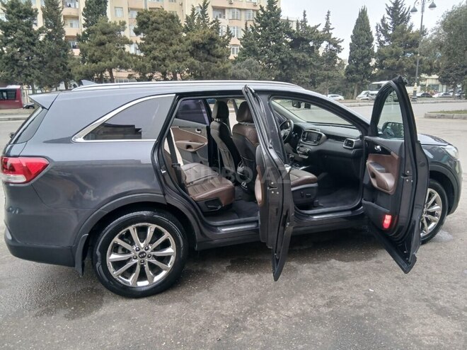 Kia Sorento-2