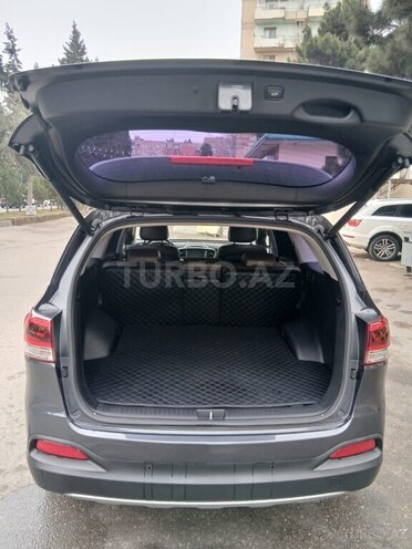 Kia Sorento-8