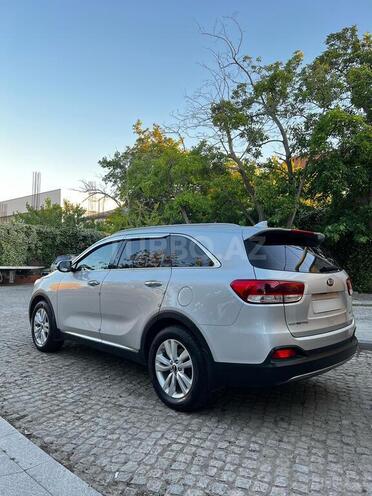 Kia Sorento-6