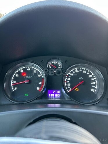 Opel Astra-7