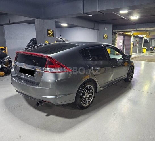 Honda Insight-2