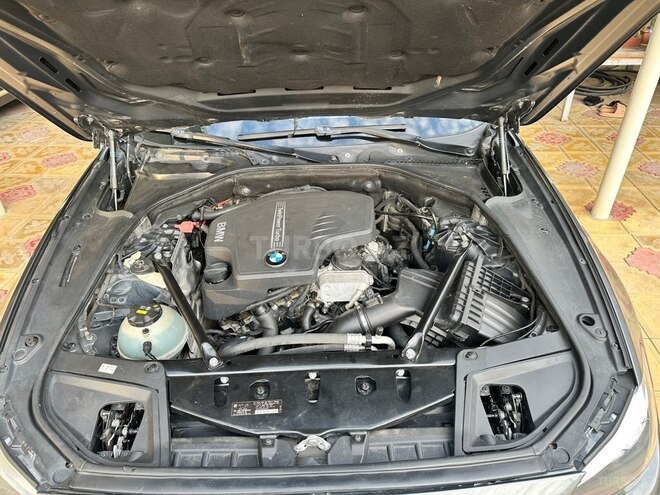 BMW 528-15
