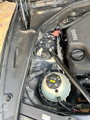 BMW 528-16