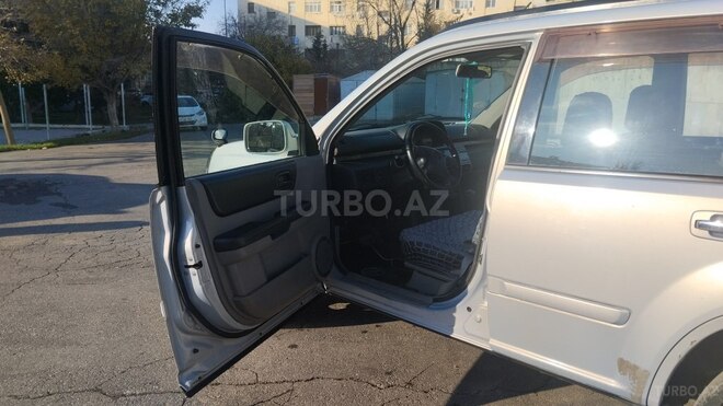 Nissan X-Trail-11