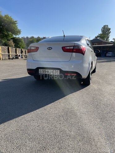 Kia Rio-3