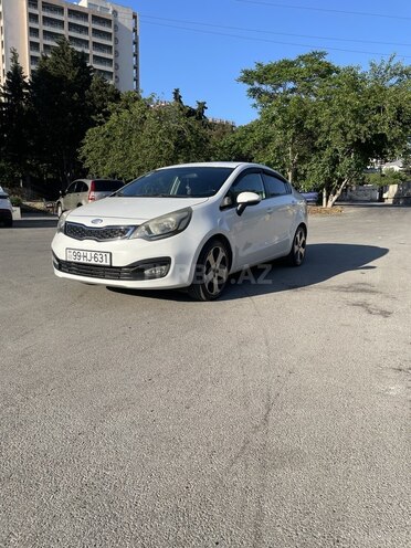 Kia Rio-1