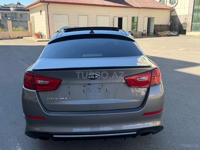 Kia Optima-4