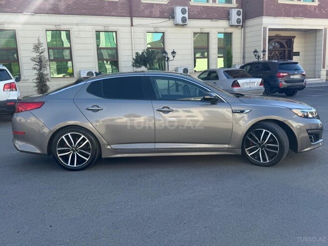 Kia Optima-17