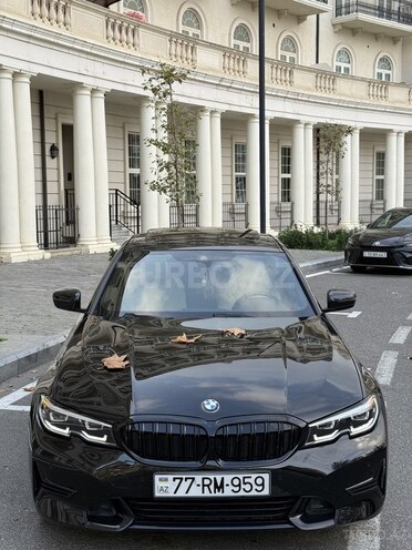 BMW 330-2