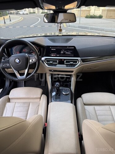 BMW 330-4