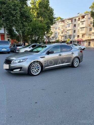 Kia Optima-5