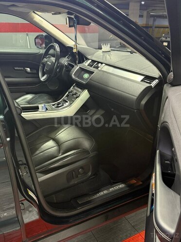 Land Rover RR Evoque-5